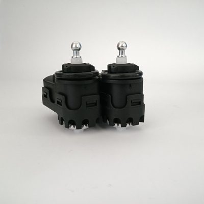 Tingkat Motor Penyesuaian Lampu Depan Kendaraan Untuk Truk Ringan Dongfeng 12V / 24V